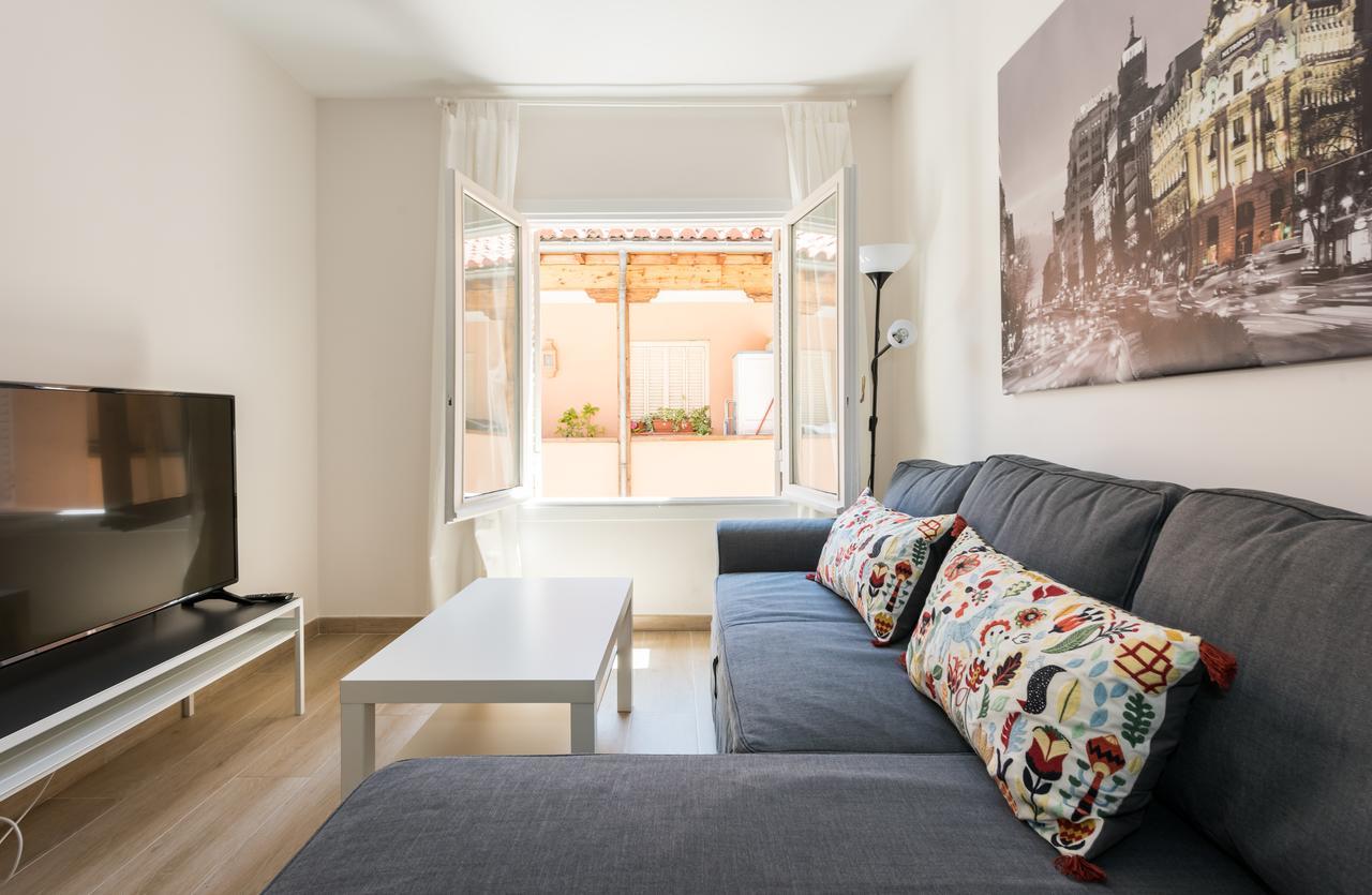 Piso En Edificio Barroco Madrid. Apartamento Exterior foto